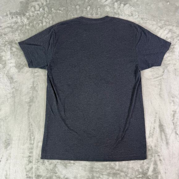 Aeropostale women’s LANY graphic shirt size Medium - Picture 2 of 6